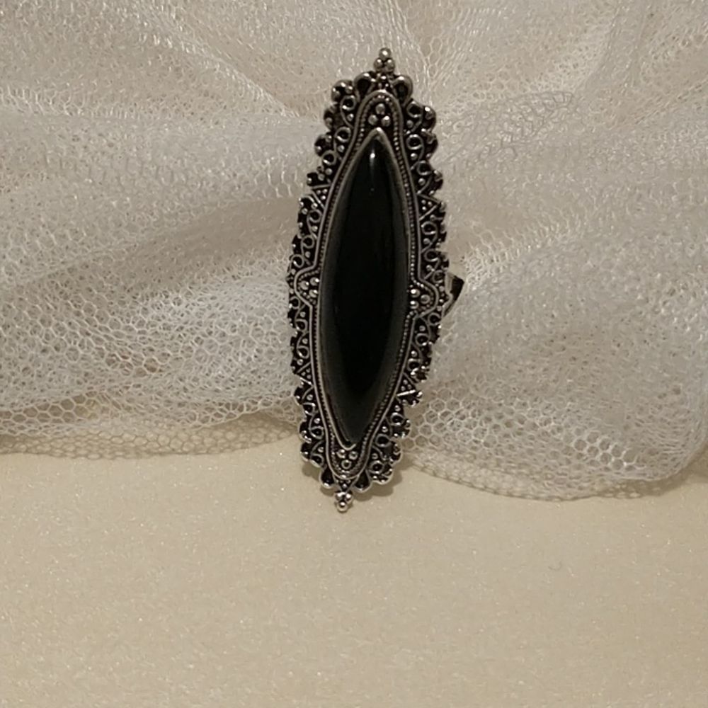 Statement Ring!  Antiqued Silver and Black! - Picture 4 of 7